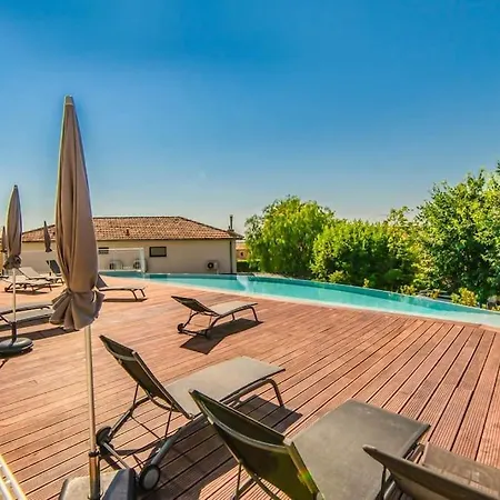Apartment A7- 2 Bdr Sea & Mountain View - Ac, Parking, Pool & Terrace
