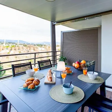 A7- 2 Bdr Sea & Mountain View - Ac, Parking, Pool & Terrace Apartment Antibes