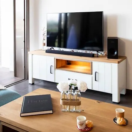 Apartment A7- 2 Bdr Sea & Mountain View - Ac, Parking, Pool & Terrace *